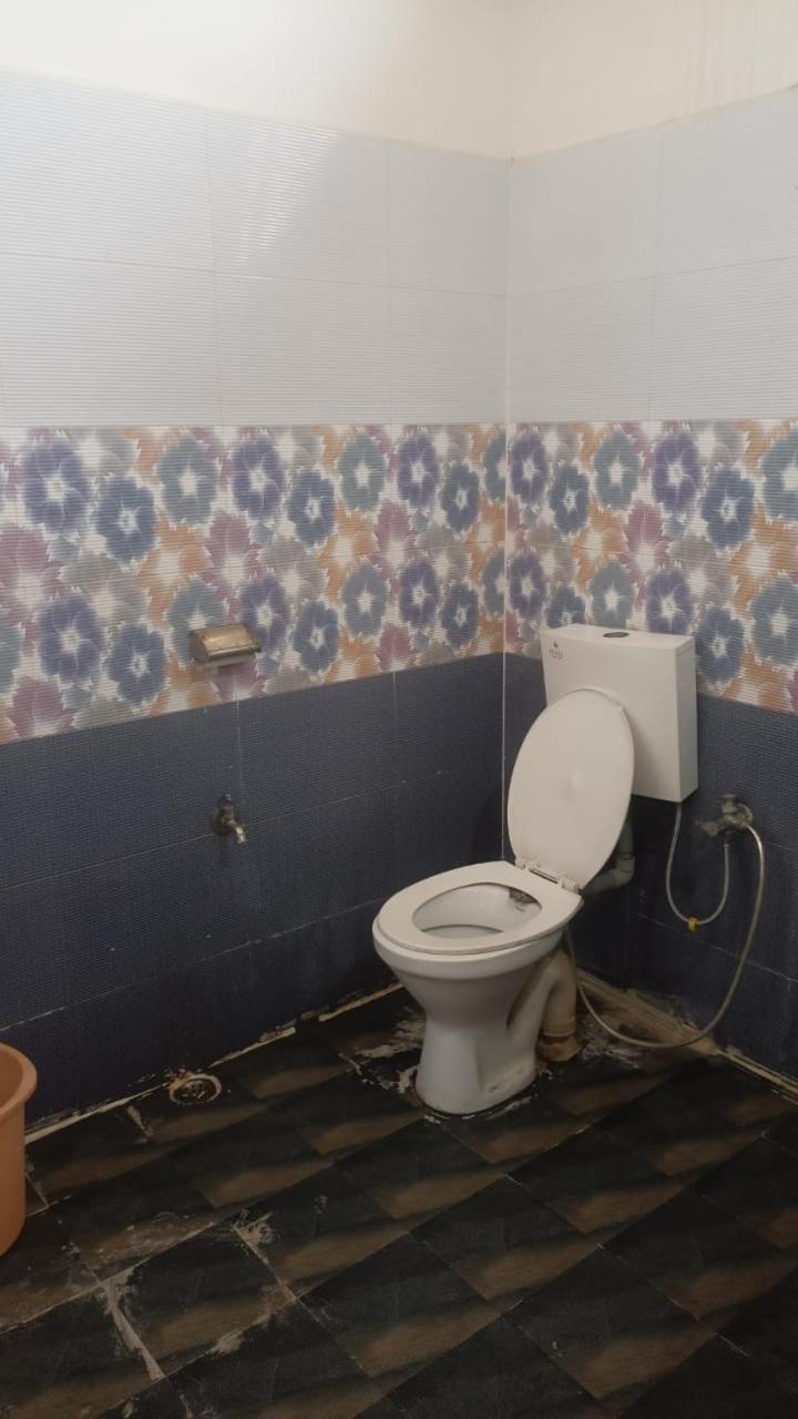 Mirzāpur Hotel Shyam Utsav מראה חיצוני תמונה