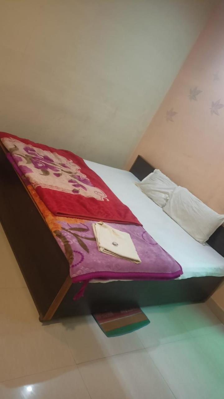 Mirzāpur Hotel Shyam Utsav מראה חיצוני תמונה